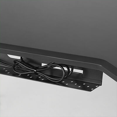 IKEA-uppspel siyah yuksekligi ayarlanabilen oyuncu masasi kablo saklama alani