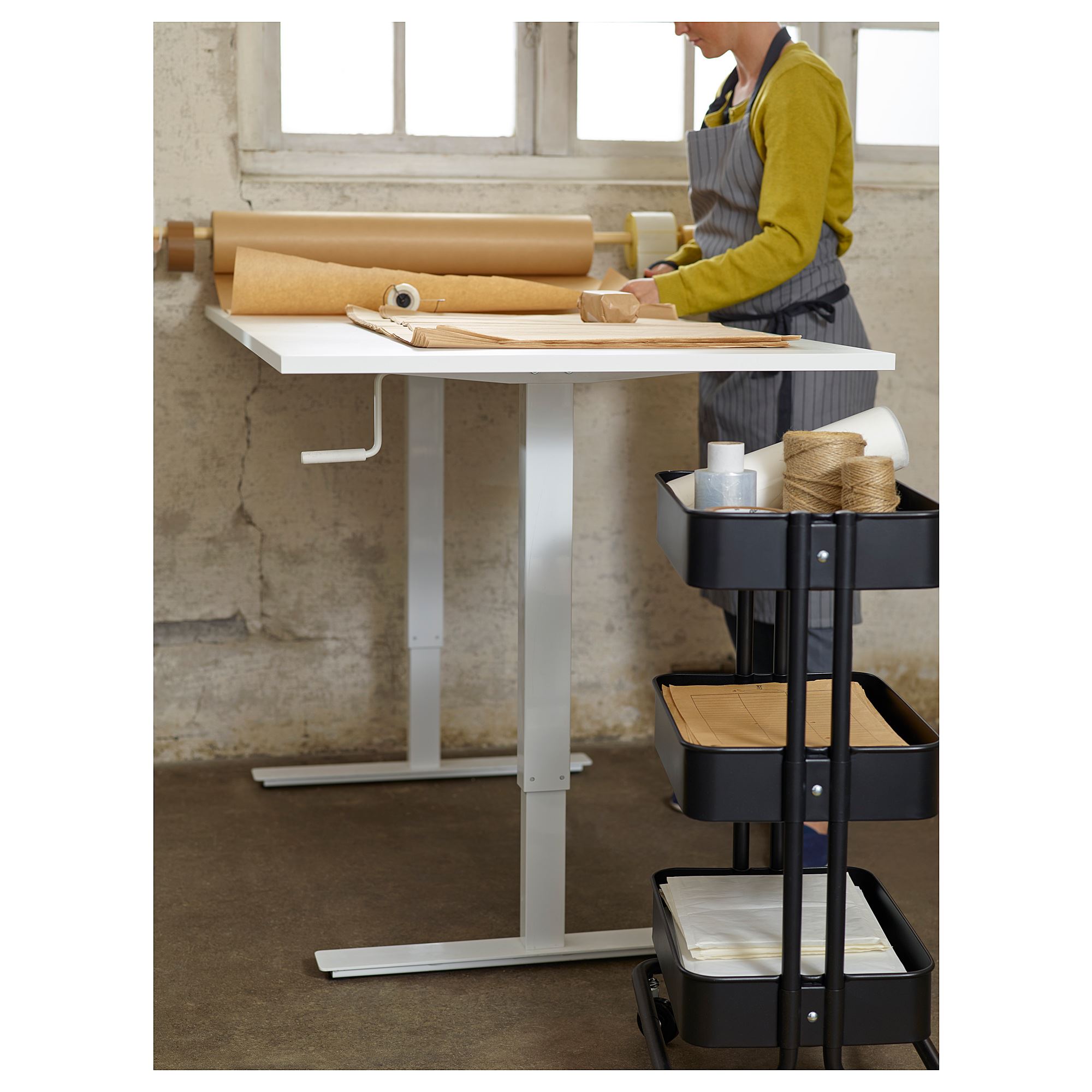 SKARSTA yükseklik ayarlı çalışma masası beyaz 120x70 cm IKEA Çalışma